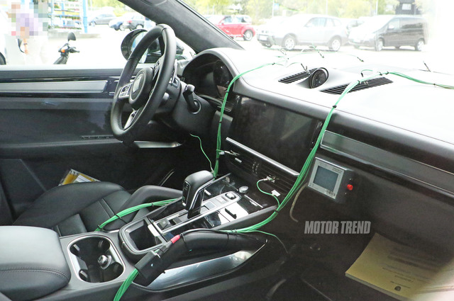 Porsche Cayenne Turbo Coupe modern photo Porsche Cayenne Turbo Coupe accessories model