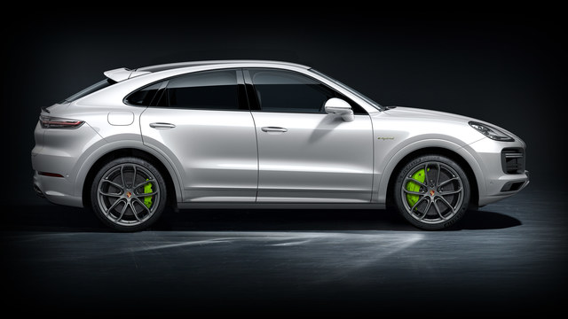 Porsche Cayenne Turbo Coupe E-Hybrid auto show