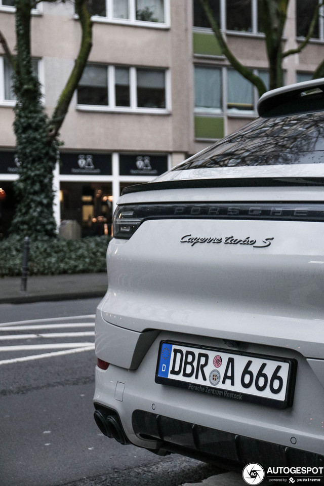 Porsche Cayenne Turbo Coupe E-Hybrid modern 2019