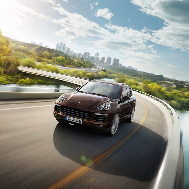 Porsche Cayenne Turbo E-Hybrid suv 2019