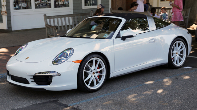 Porsche 911 Targa hd specifications Porsche 911 Targa cabriolet restyling