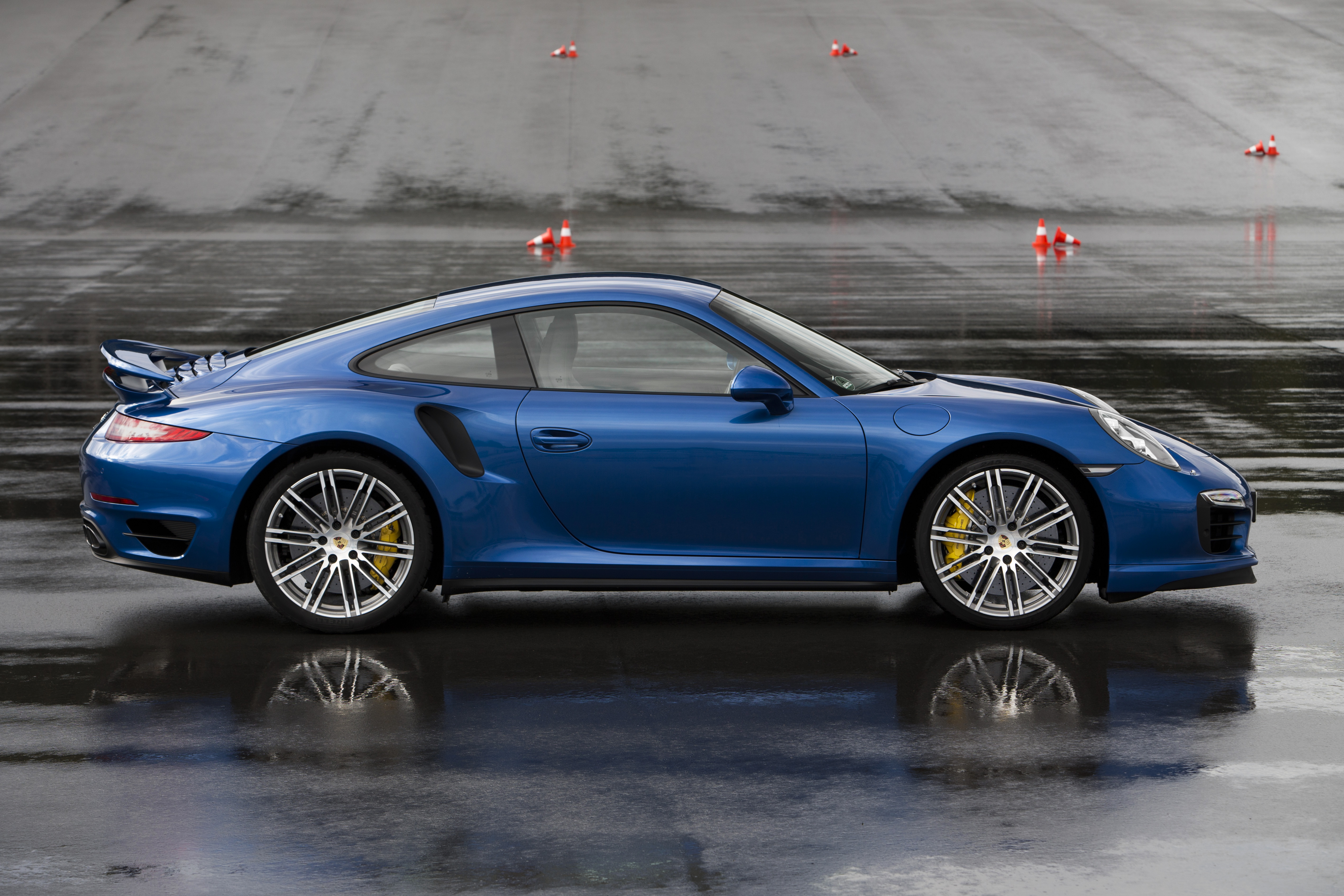 Porsche 911 Turbo accessories model