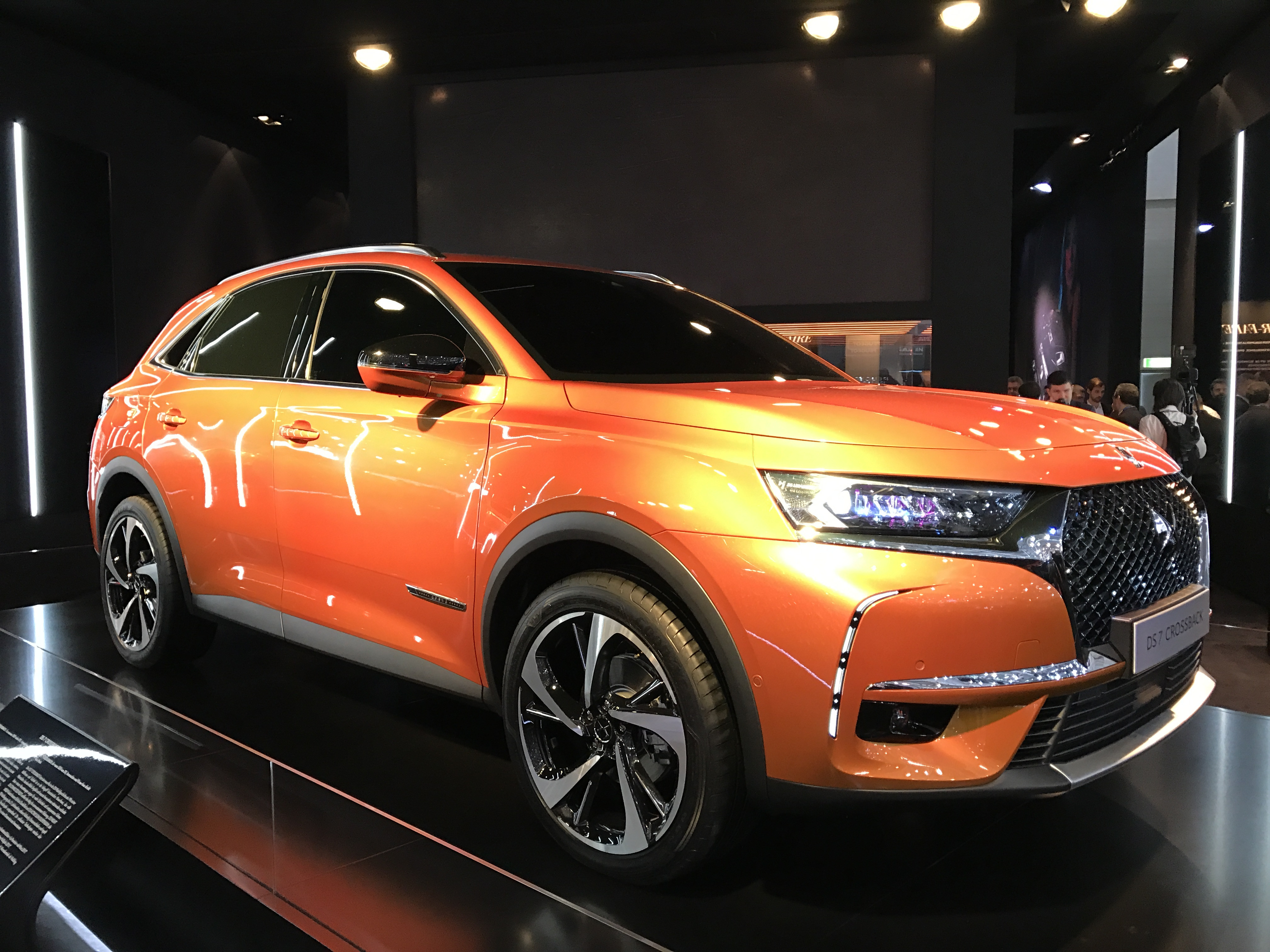 DS 7 Crossback exterior 2017