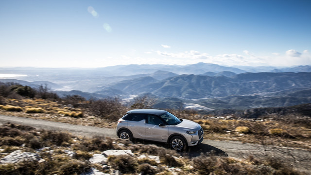 DS 3 Crossback E-Tense modern big