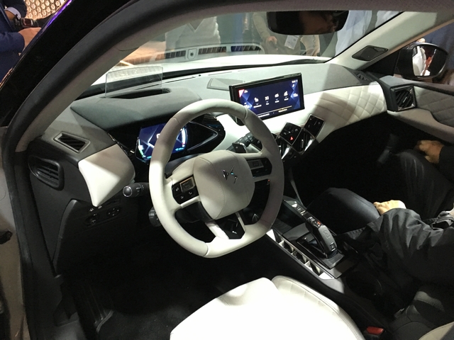 DS 3 Crossback E-Tense exterior big