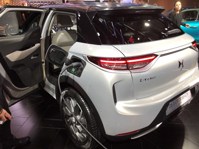 DS 3 Crossback E-Tense reviews photo