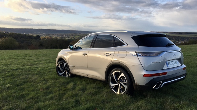 DS 7 Crossback E-Tense mod photo