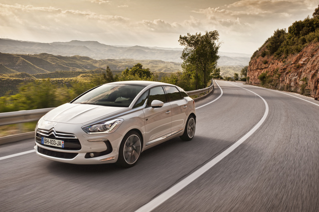 DS 5 hatchback restyling