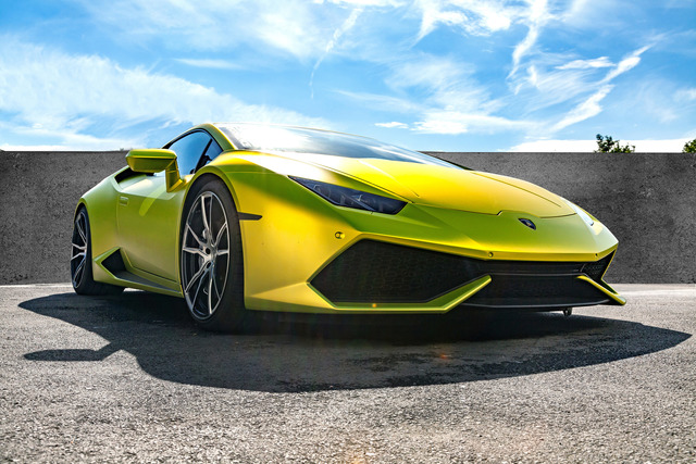 Lamborghini Huracan LP580-2 more photos Lamborghini Huracan LP580-2 auto show