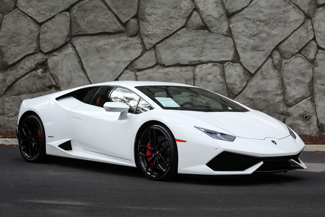 Lamborghini Huracan LP580-2 interior model Lamborghini Huracan LP580-2 modern specifications