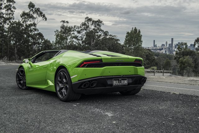 Lamborghini Huracan LP580-2 Spyder more photos Lamborghini Huracan LP580-2 Spyder auto show