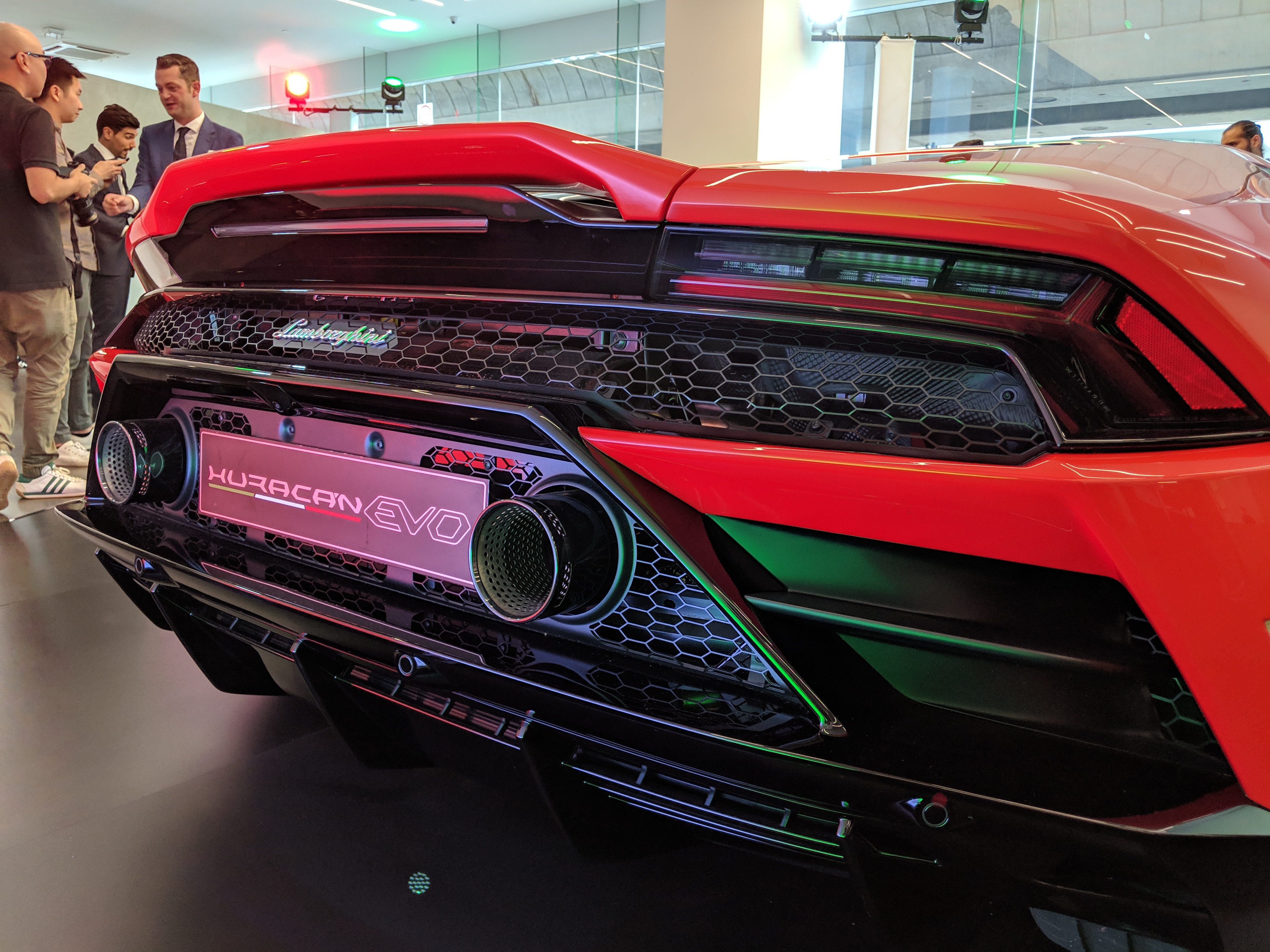 Lamborghini Huracan EVO interior 2019