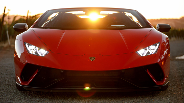 Lamborghini Huracan LP640-4 Perfomante Spyder 4k big Lamborghini Huracan LP640-4 Perfomante Spyder best photo