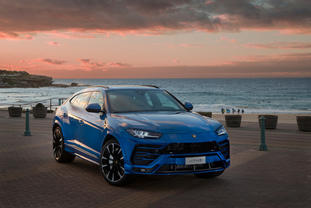 Lamborghini Urus hd specifications Lamborghini Urus mod restyling