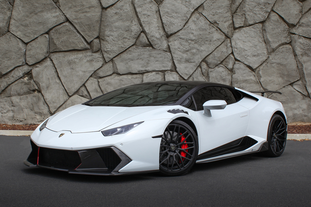 Lamborghini Huracan LP610-4 Spyder hd photo Lamborghini Huracan LP610-4 Spyder interior model