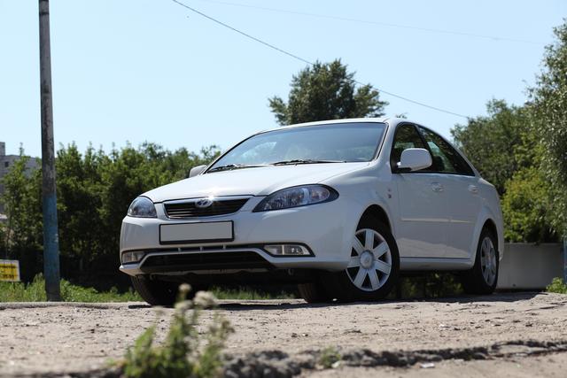Ravon Gentra reviews specifications Ravon Gentra interior 2015