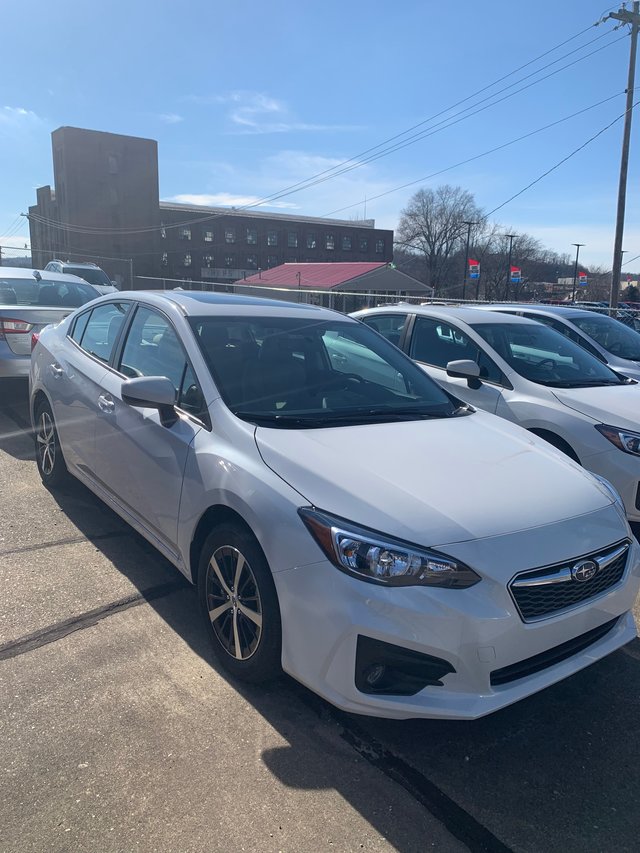 Subaru Impreza reviews specifications