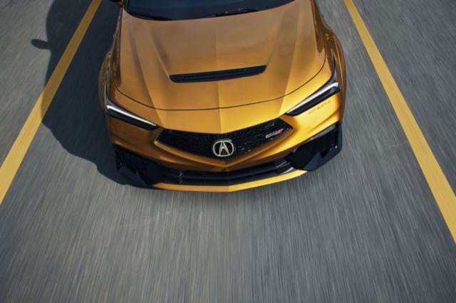 Rear view of Acura Integra 2022