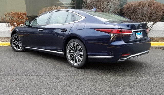 Lexus LS 2020 sedan