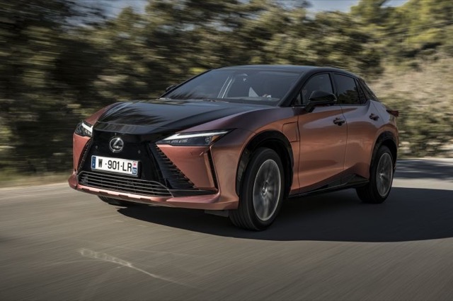 Lexus RZ 2023 suv