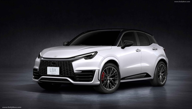 Lexus LBX 2023 suv