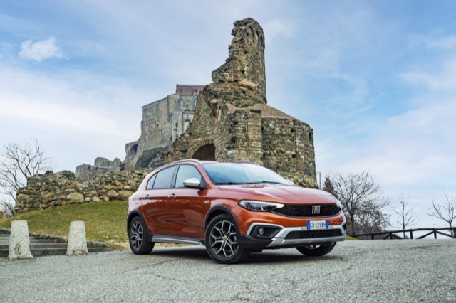 Rear view of Fiat Tipo Cross 2020