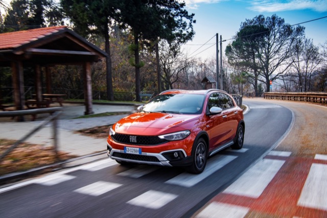 Rear view of Fiat Tipo Cross 2020