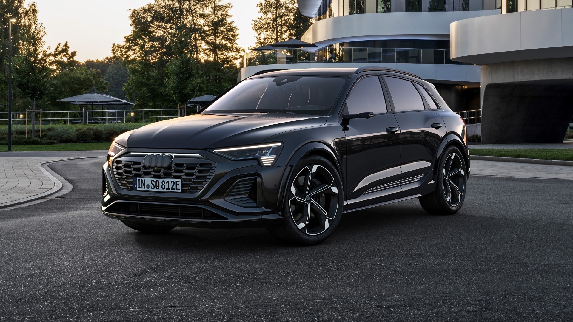 Audi SQ8 e-tron 2022 SUV