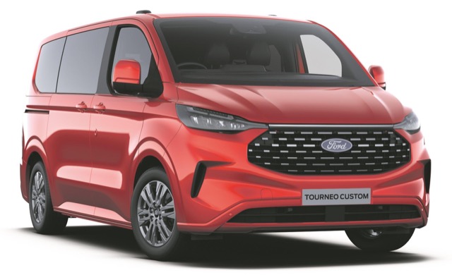 Ford Tourneo Custom 2023 minivan