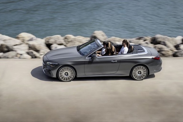 Side profile of Mercedes CLE Cabriolet cabriolet