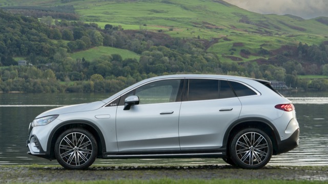 Side profile of Mercedes EQE SUV (X294) suv