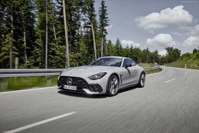 Mercedes AMG GT (C192) 2023 coupe