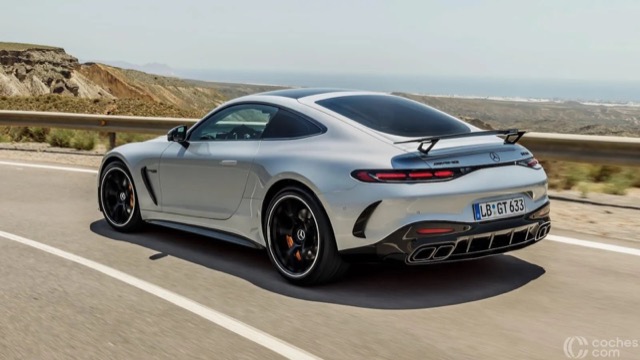 Mercedes AMG GT (C192) 2023 coupe