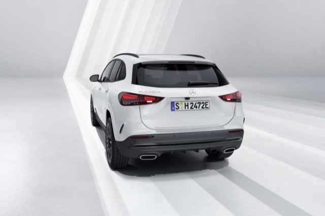 Mercedes GLA-Class (H247) 2023 suv