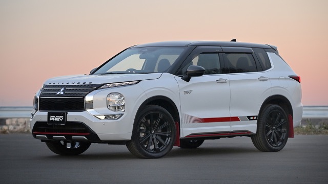Mitsubishi Outlander 2021 suv