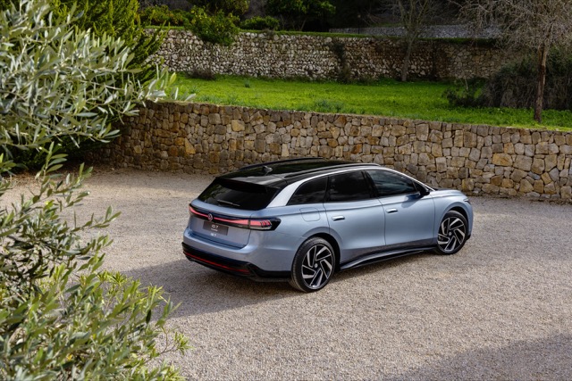 Volkswagen ID.7 Tourer 2024 wagon