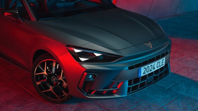 Rear view of CUPRA Leon 2024