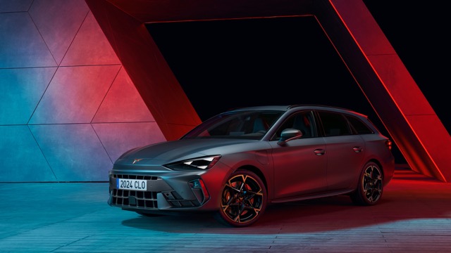 Rear view of CUPRA Leon 2024