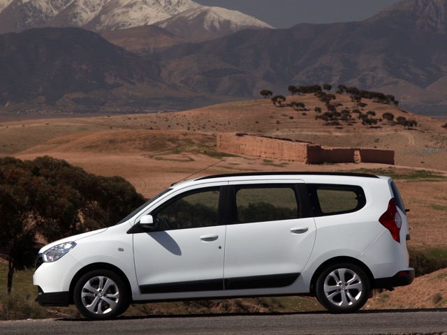 Dacia Lodgy 2012 minivan