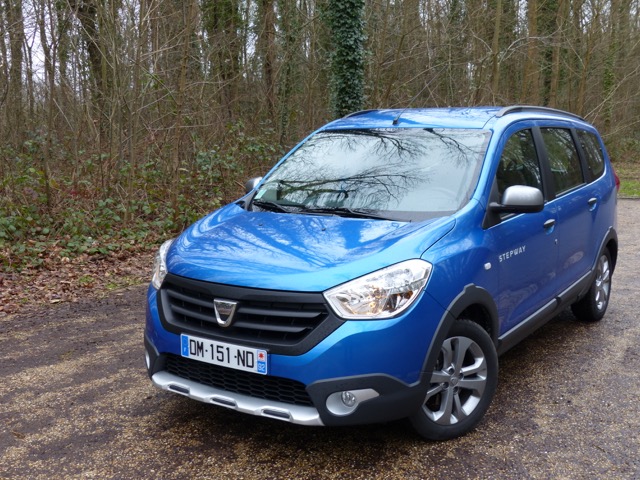 Dacia Lodgy Stepway 2015 minivan