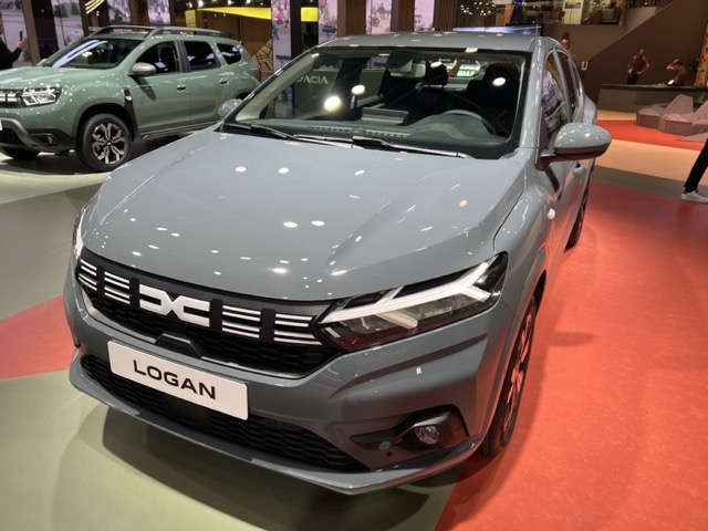 Dacia Logan 2022 sedan