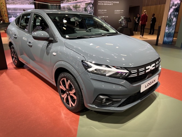 Dacia Logan 2022 sedan