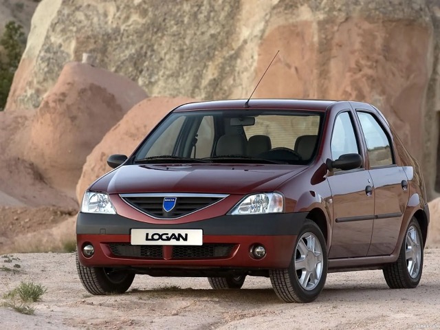 Dacia Logan 2004 sedan
