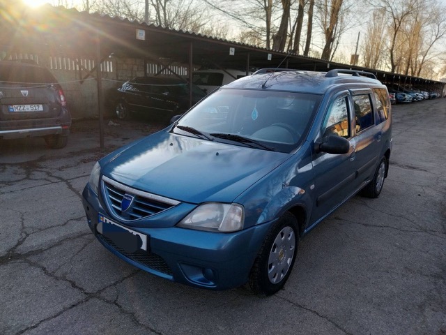 Dacia Logan MCV 2008 wagon
