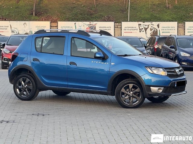 Rear view of Dacia Sandero Stepway 2016