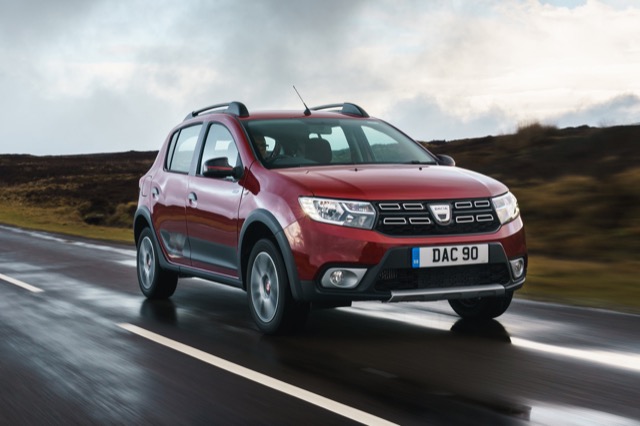 Rear view of Dacia Sandero Stepway 2016