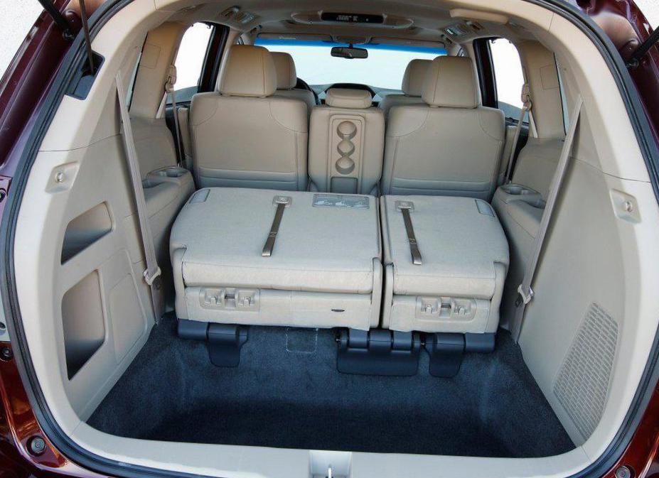 Honda Odyssey 2013 minivan