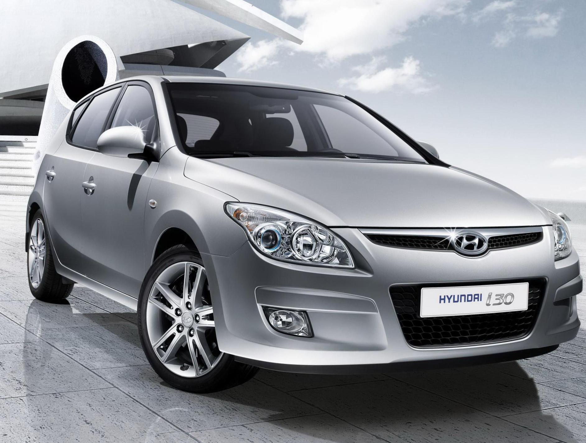i30 Hyundai reviews 2011
