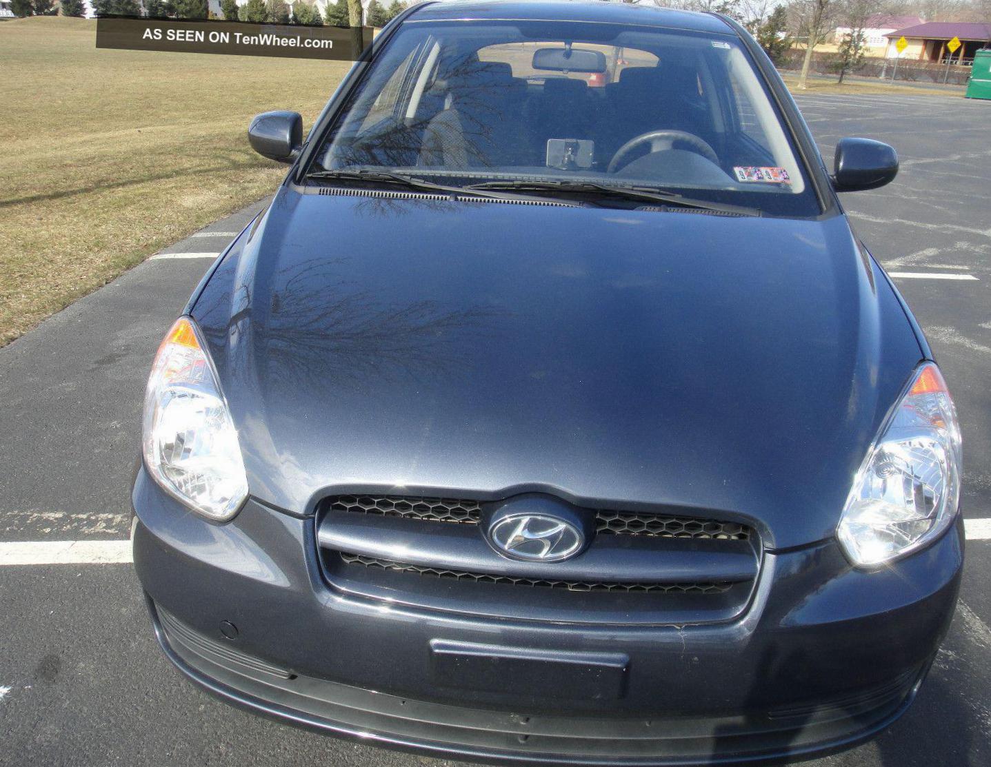 Accent Hatchback Hyundai lease 2010