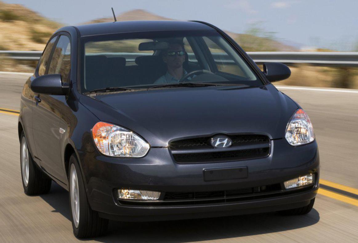 Accent Hatchback Hyundai review 2010